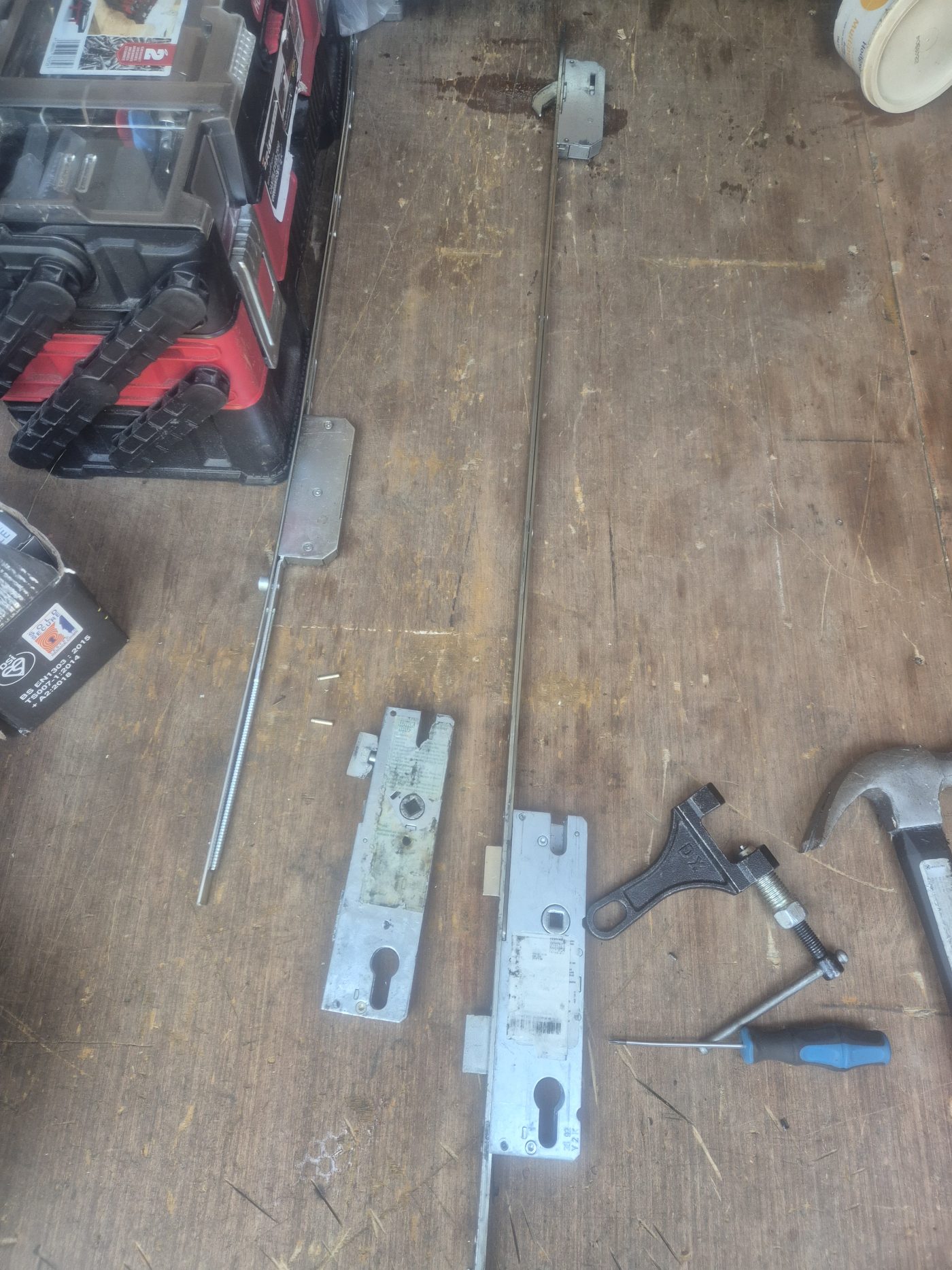 DW Locksmiths gearbox replacement in Thorney Close