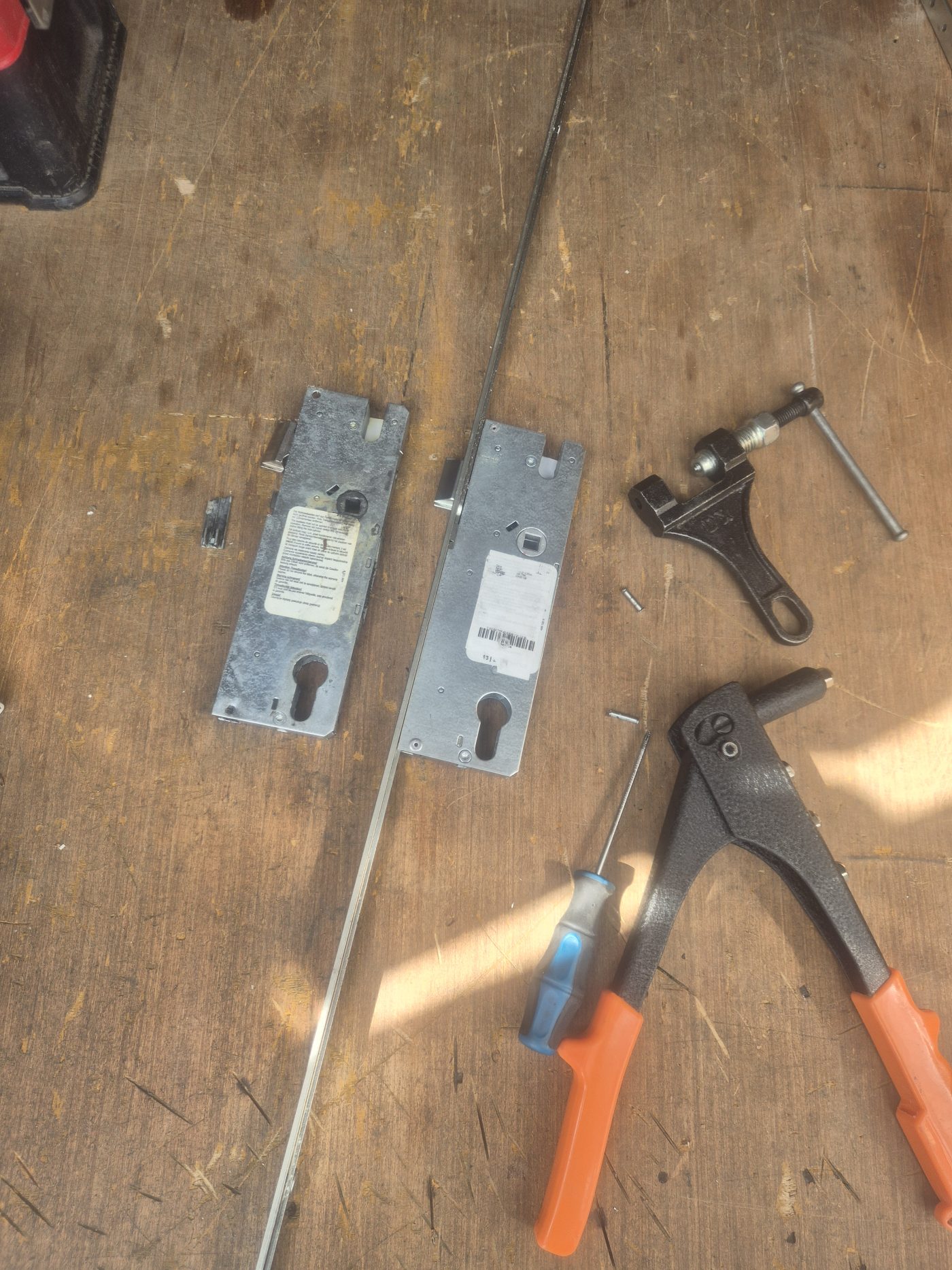 DW Locksmiths gearbox replacement in Doxford park