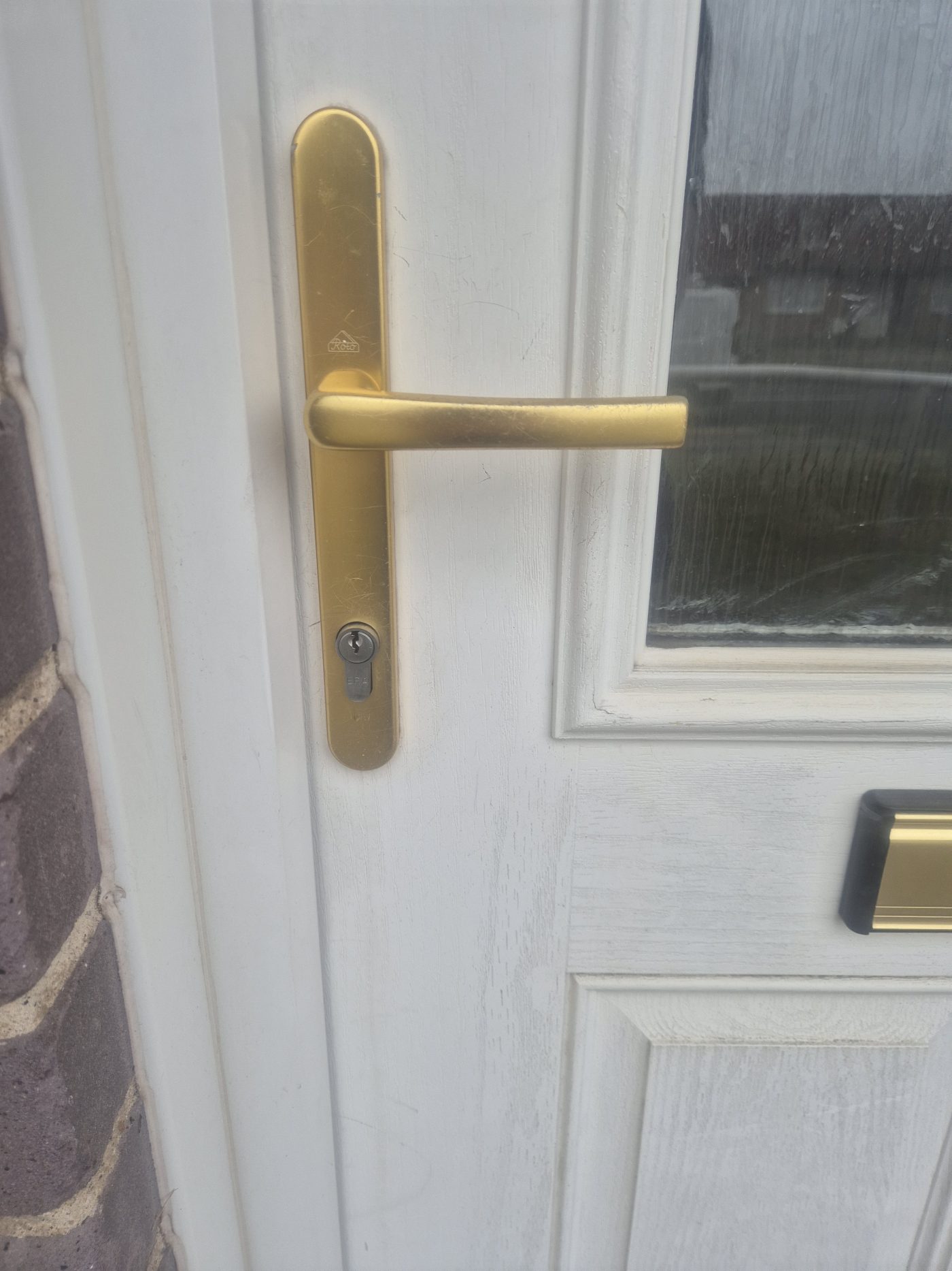 DW Locksmiths emergency lockout in Murton