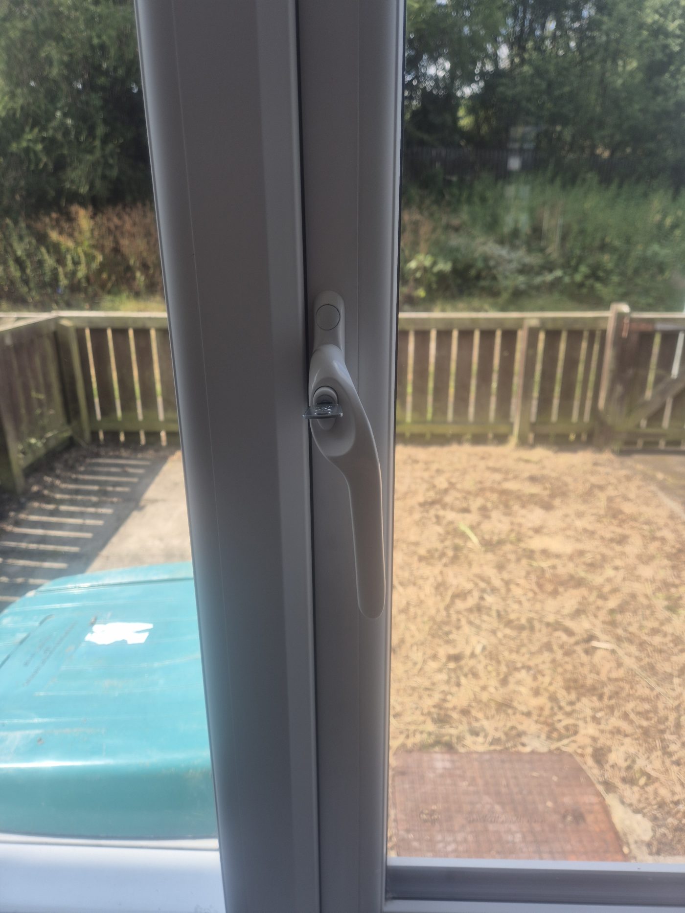 DW Locksmiths window handles & window mechanisms in Stanley