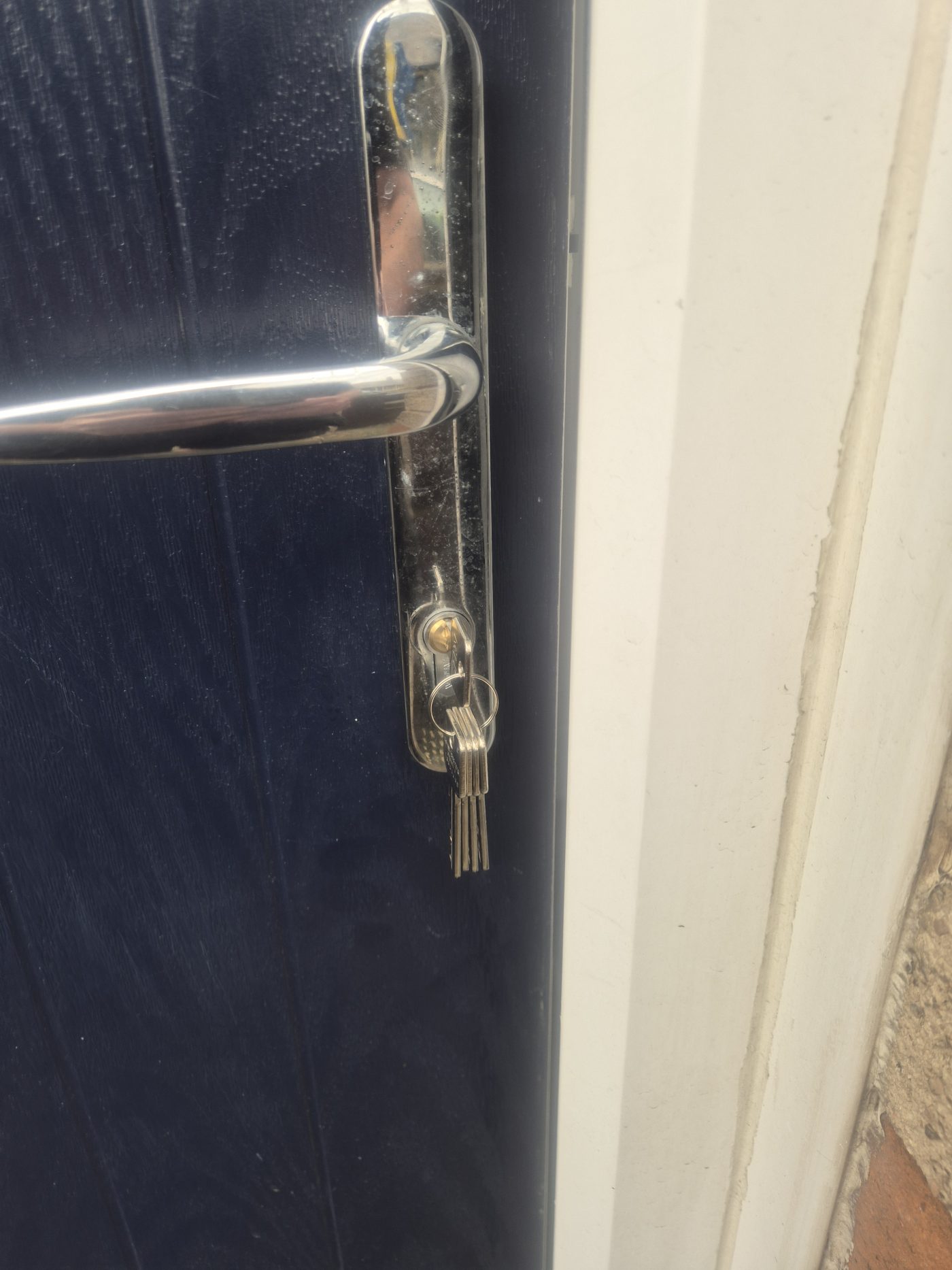 DW Locksmiths lock change in Shiney Row