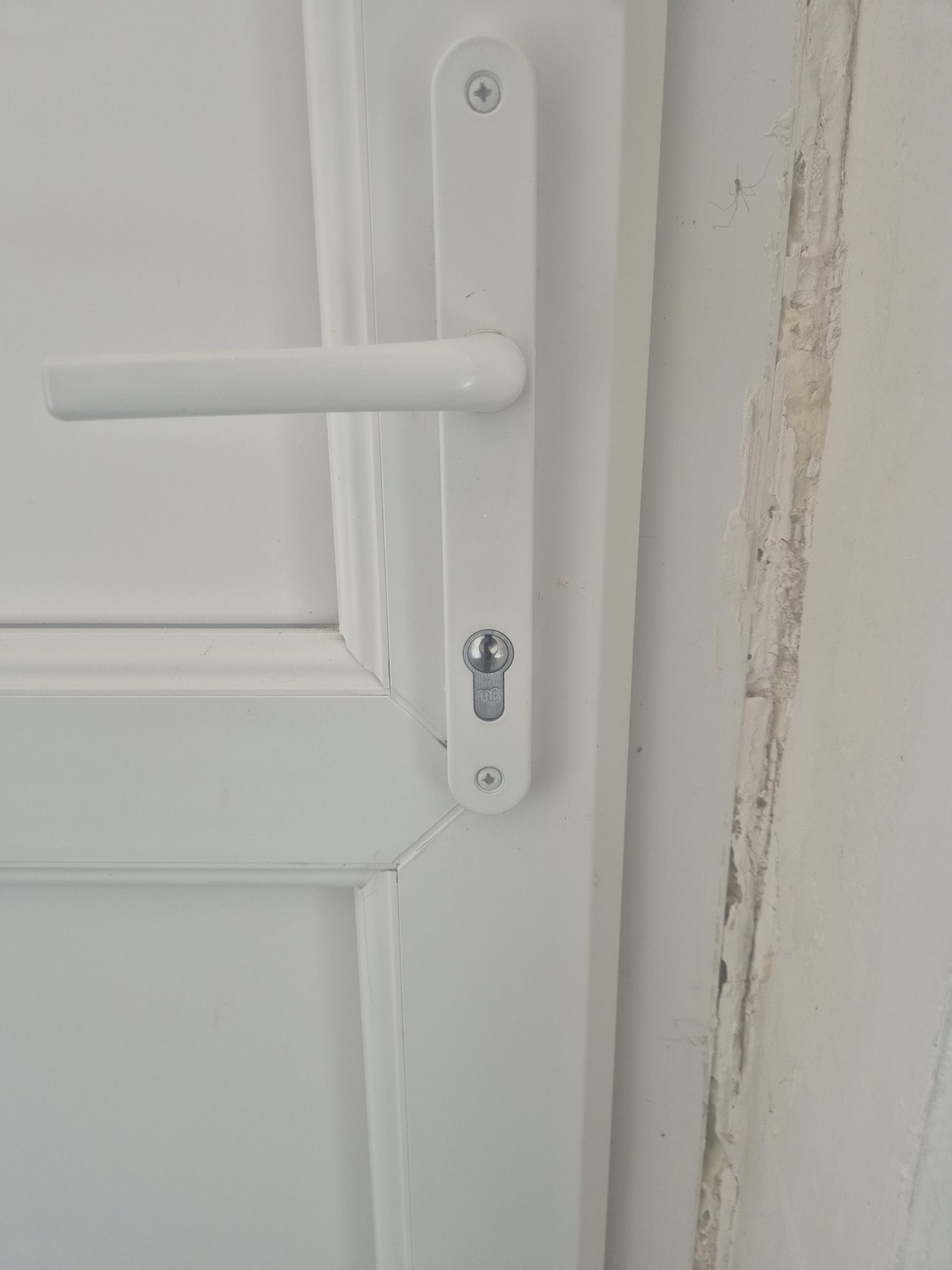 DW Locksmiths lock change in Coundon